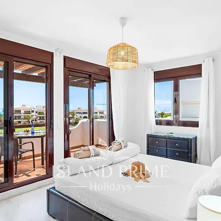 Heated Pool In The Heart Of Amarilla Golf Gv8 Βίλα