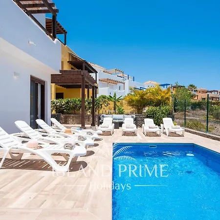 Heated Pool In The Heart Of Amarilla Golf Gv8 Βίλα