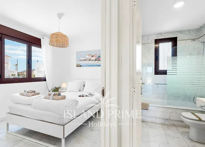 Heated Pool In The Heart Of Amarilla Golf Gv8 San Miguel de Abona